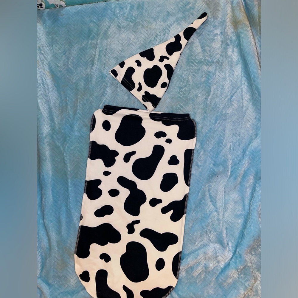 Swaddle cow print